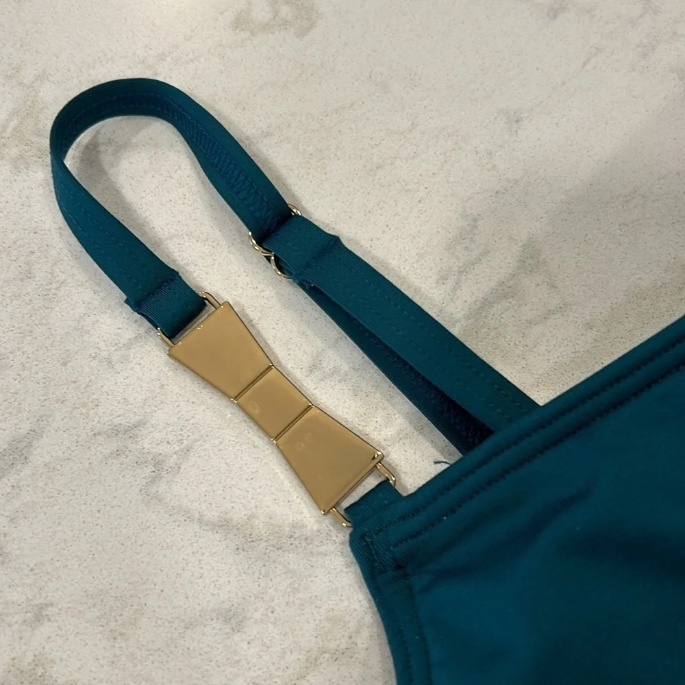 Kate Spade Crescent Bay One-Piece‎ Swimsuit Size Medium